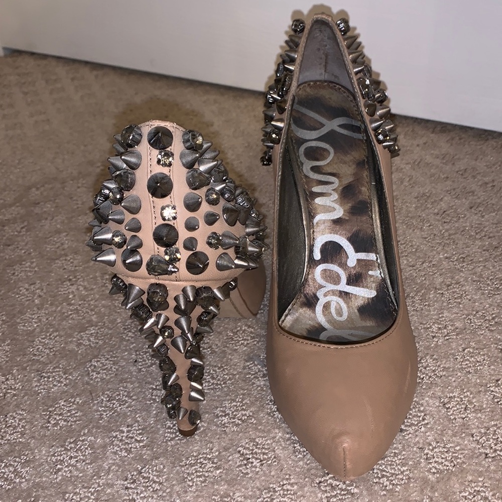 Sam Edelman tan leather point toe spike heels. Size 8.